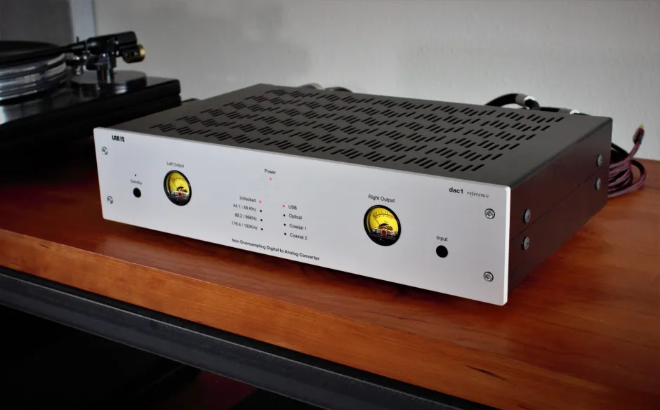 Lab12 DAC1 Reference Röhren-DAC getestet von Parttime Audiophile